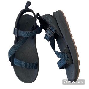 Forsake Rogue Performance Water Open Toe Sandals Size 13